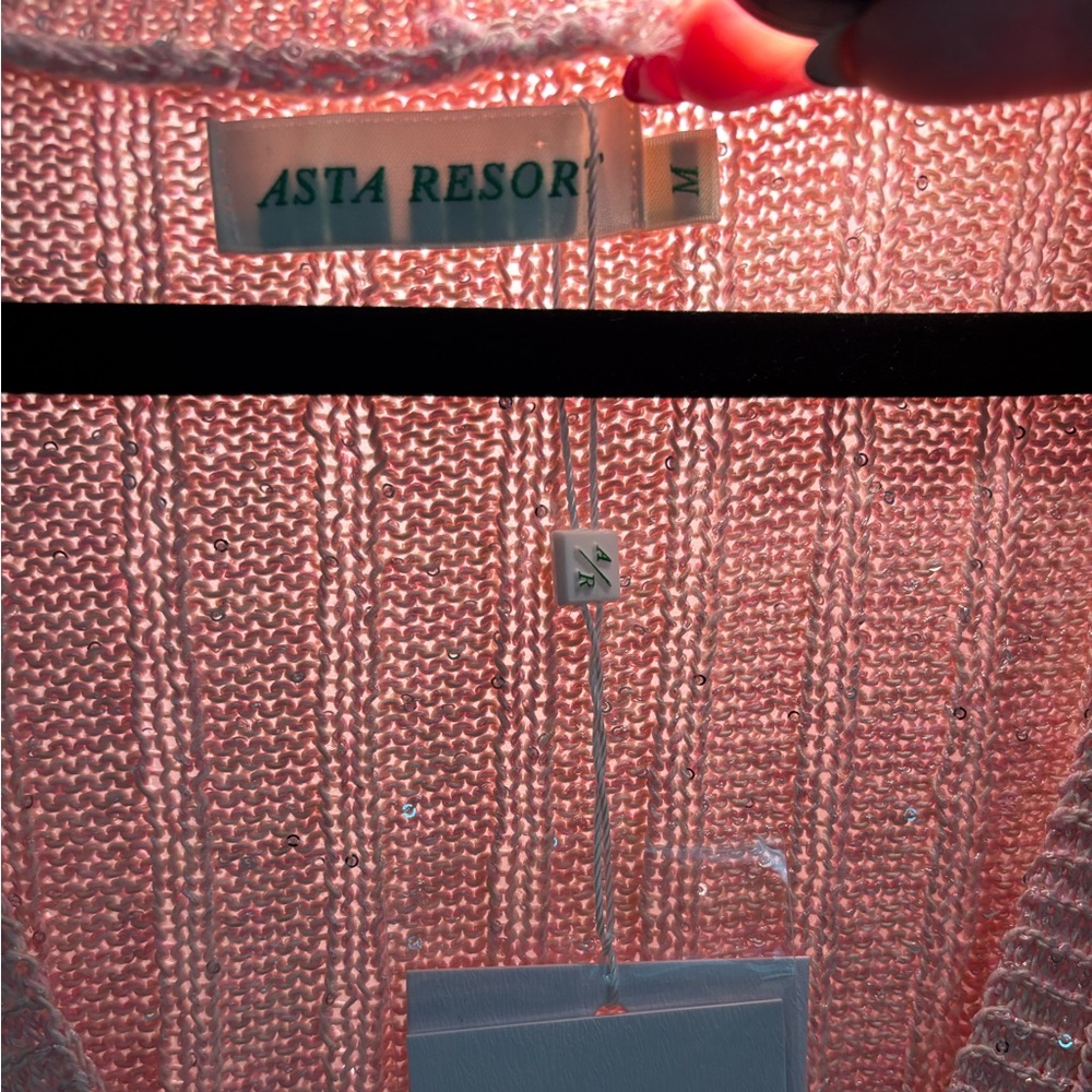 Asta Resort Size Medium Elegant Pink Ribbed Cardigan - Picture 4 of 10